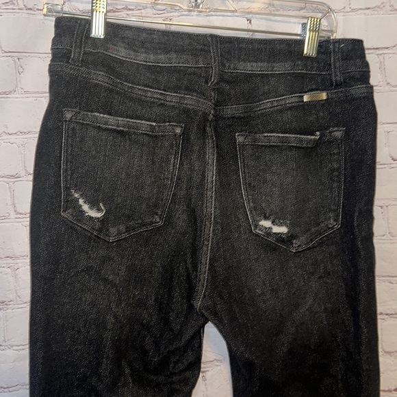 KanCan Dark wash jeans with light distressing Size 13/30 - Picture 9 of 11